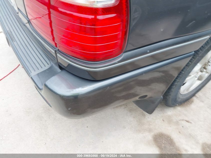 2004 Lexus Lx 470 VIN: JTJHT00W943542469 Lot: 39693868