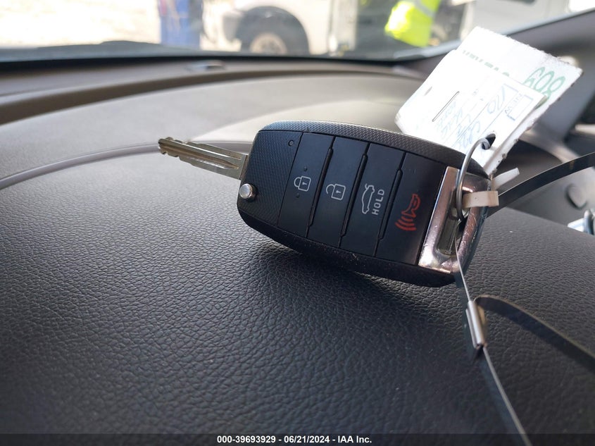 2017 KIA FORTE LX - 3KPFL4A7XHE011269