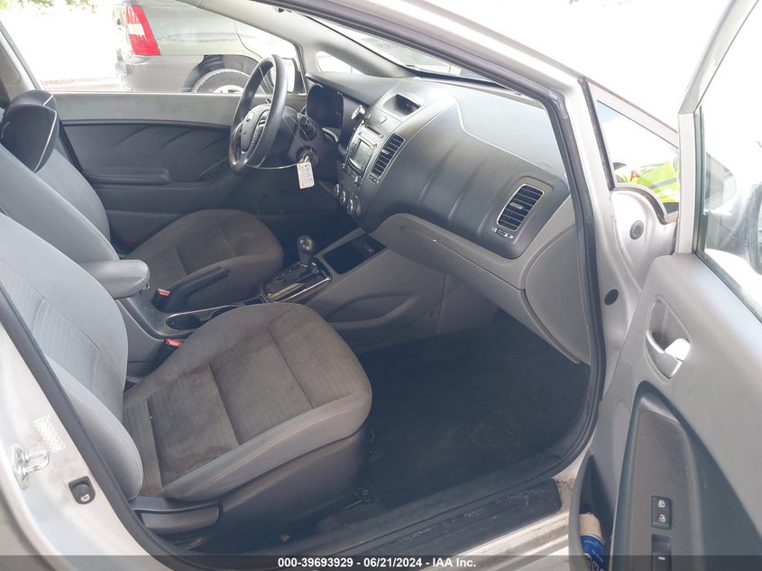 2017 KIA FORTE LX - 3KPFL4A7XHE011269