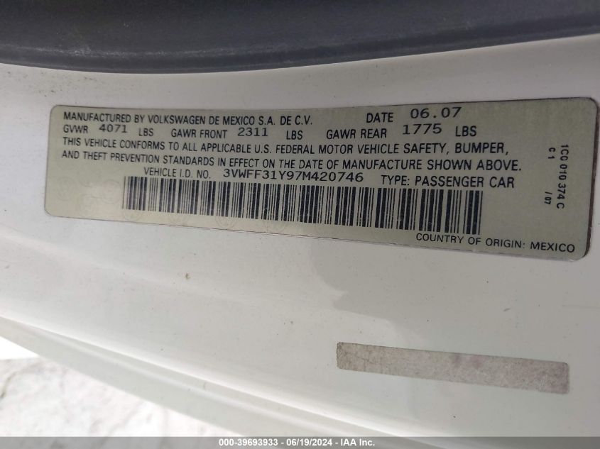 2007 Volkswagen New Beetle Triple White VIN: 3VWFF31Y97M420746 Lot: 39693933