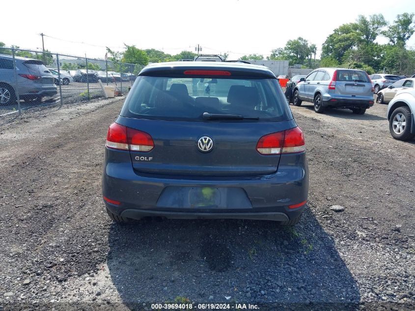 2012 Volkswagen Golf 2.5L 4-Door VIN: WVWDB7AJ0CW304006 Lot: 39694018