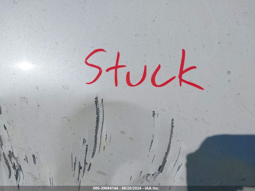 2005 Lexus Es 330 VIN: JTHBA30G255073383 Lot: 39694144