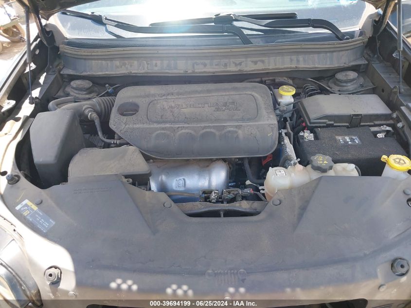 2019 Jeep Cherokee Latitude Plus Fwd VIN: 1C4PJLLB1KD242737 Lot: 39694199