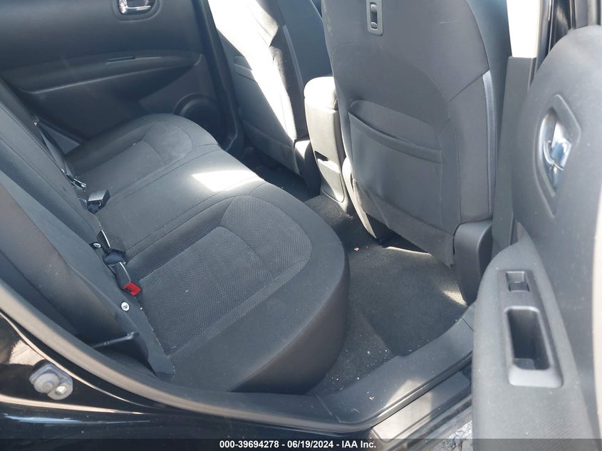 2014 Nissan Rogue Select S VIN: JN8AS5MV6EW714984 Lot: 39694278