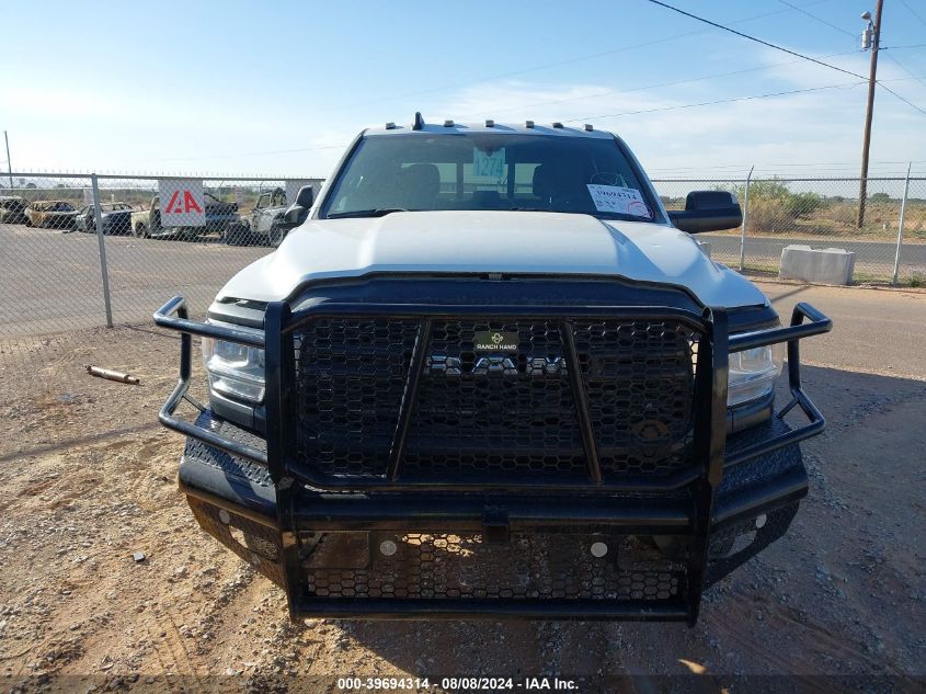 2022 Ram 2500 Tradesman 4X4 8' Box VIN: 3C6UR5HJXNG273068 Lot: 39694314