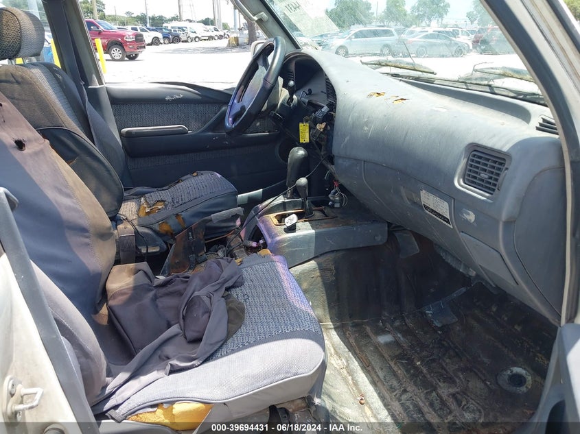 1991 Toyota Land Cruiser Fj80 VIN: JT3FJ80W7M0003496 Lot: 39694431