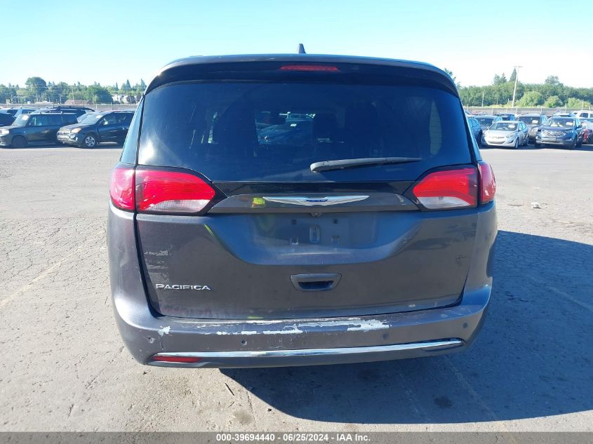 2017 Chrysler Pacifica Touring-L Plus VIN: 2C4RC1EG4HR669934 Lot: 39694440