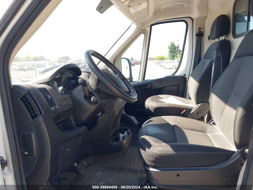 2017 Ram Promaster 2500 High Roof 159 Wb VIN: 3C6TRVDG7HE527132 Lot: 39694488