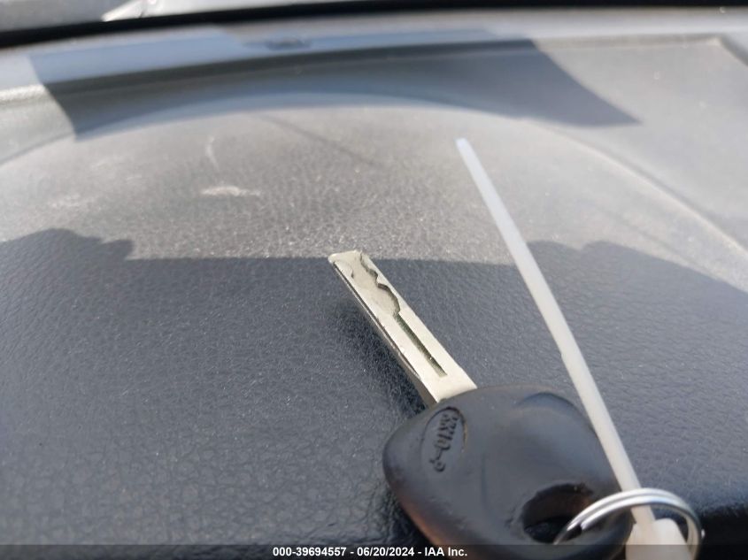 2013 Kia Sorento Lx VIN: 5XYKT3A11DG318279 Lot: 39694557