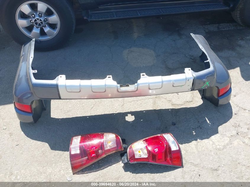 2004 Toyota 4Runner Sr5 V6 VIN: JTEZU14R040029428 Lot: 39694620