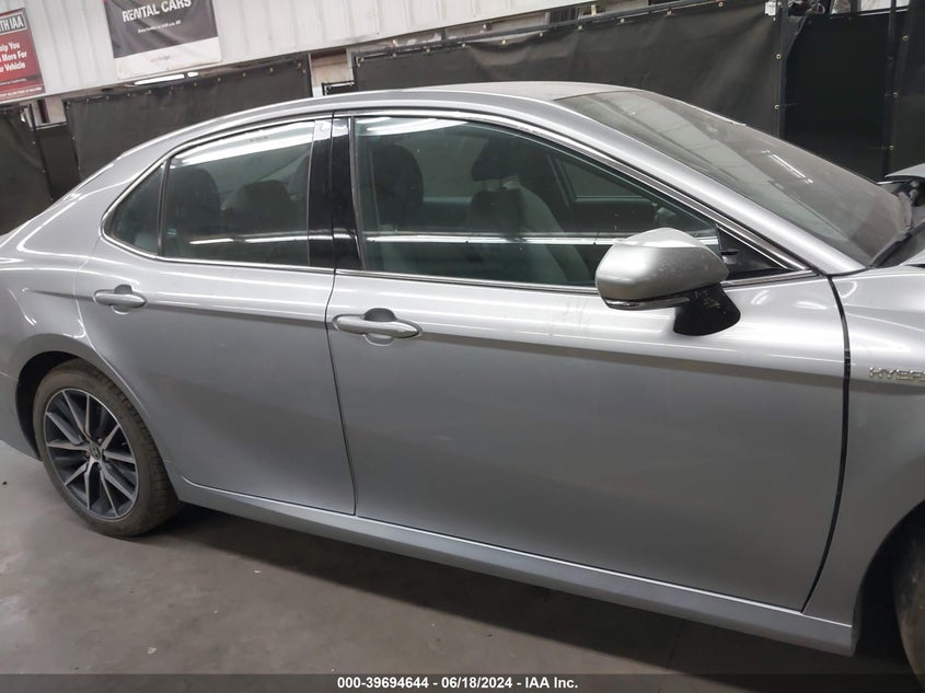 2021 TOYOTA CAMRY XLE HYBRID - 4T1F31AK7MU548028