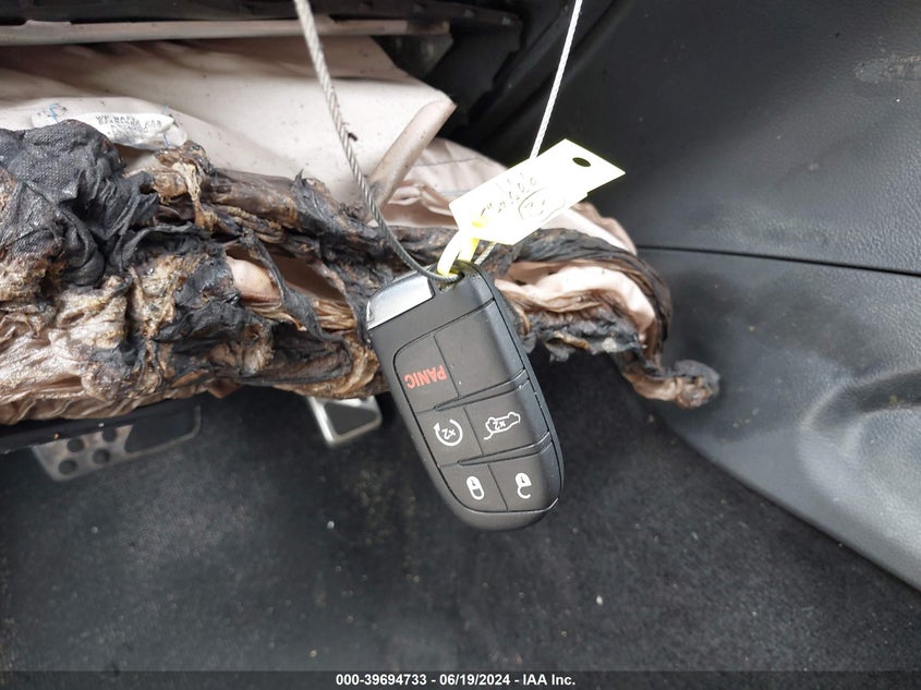 2015 Jeep Grand Cherokee Srt VIN: 1C4RJFDJ1FC762237 Lot: 39694733