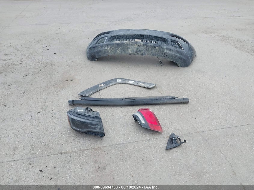 2015 Jeep Grand Cherokee Srt VIN: 1C4RJFDJ1FC762237 Lot: 39694733