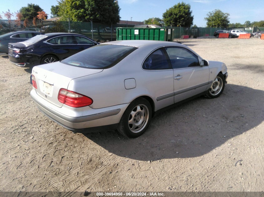 1998 Mercedes-Benz Clk 320 320 VIN: WDBLJ65G3WF012439 Lot: 39694950
