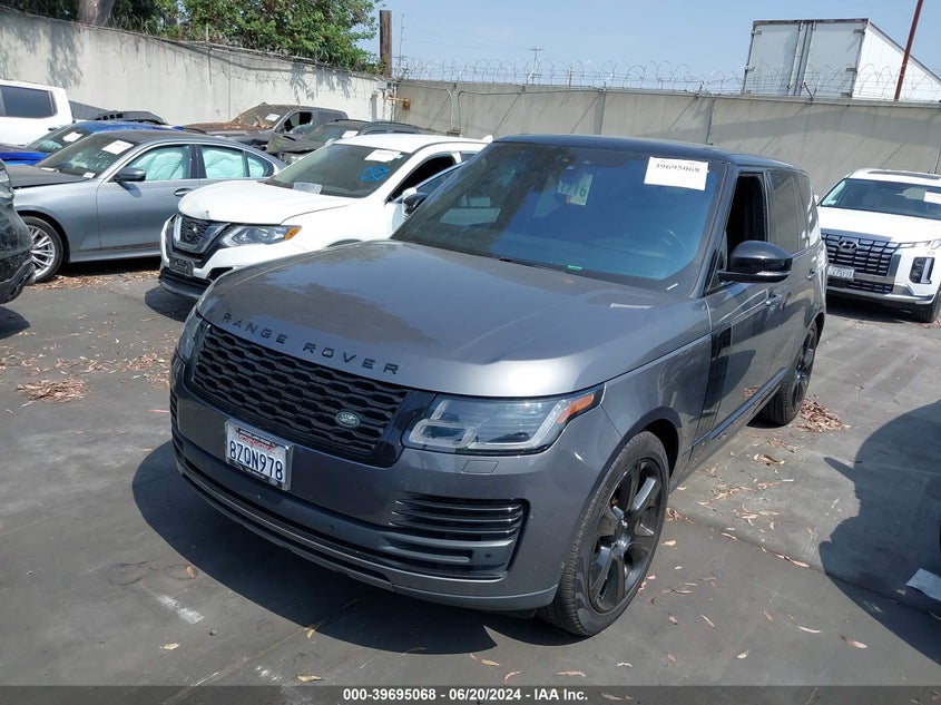 VIN SALGS2RE4JA396716 2018 LAND ROVER RANGE ROVER 5.0L V8 SUPERCHARGED
