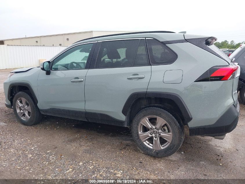 2022 TOYOTA RAV4 XLE - 2T3W1RFV2NW208902