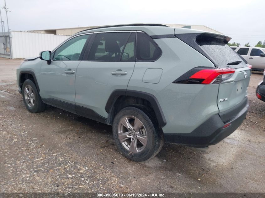 2022 TOYOTA RAV4 XLE - 2T3W1RFV2NW208902