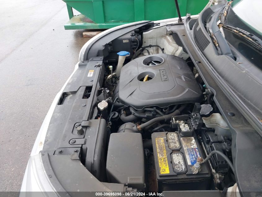 2015 Kia Soul + VIN: KNDJP3A51F7792106 Lot: 39695098