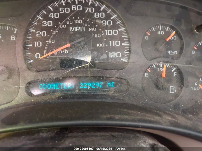 2005 Chevrolet Silverado C1500 VIN: 2GCEC13T651322422 Lot: 39695107