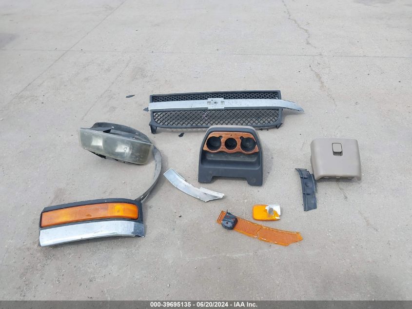 2006 Chevrolet Express Upfitter VIN: 1GBFG15T261265699 Lot: 39695135