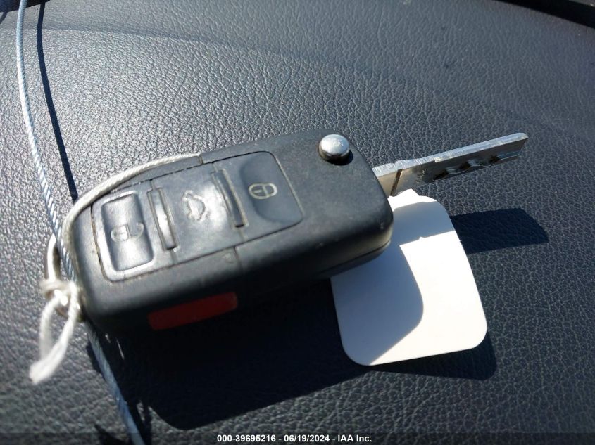 2003 Volkswagen Passat Glx VIN: WVWWH63B53E304127 Lot: 39695216