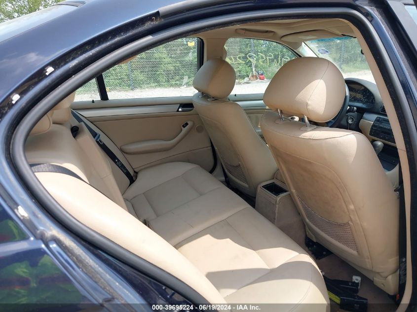 2004 BMW 325Xi VIN: WBAEU33414PR11975 Lot: 39695224