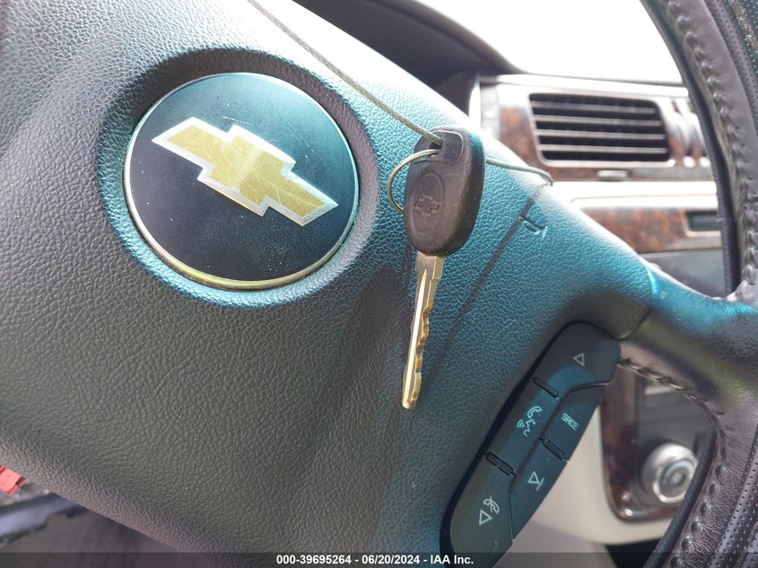 2014 CHEVROLET IMPALA LIMITED LTZ - 2G1WC5E39E1111085