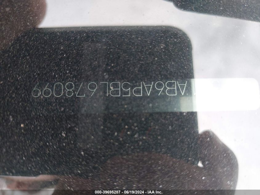 2011 Nissan Sentra 2.0Sr VIN: 3N1AB6AP5BL678099 Lot: 39695287