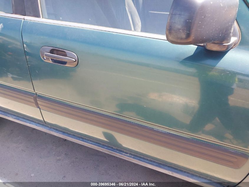 1999 Honda Cr-V Lx VIN: JHLRD1740XC036454 Lot: 39695346