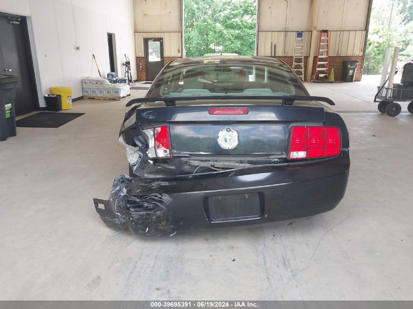 2006 Ford Mustang V6 VIN: 1ZVFT80N865258268 Lot: 39695391