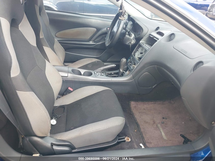 2005 Toyota Celica Gt VIN: JTDDR32T350185541 Lot: 39695586