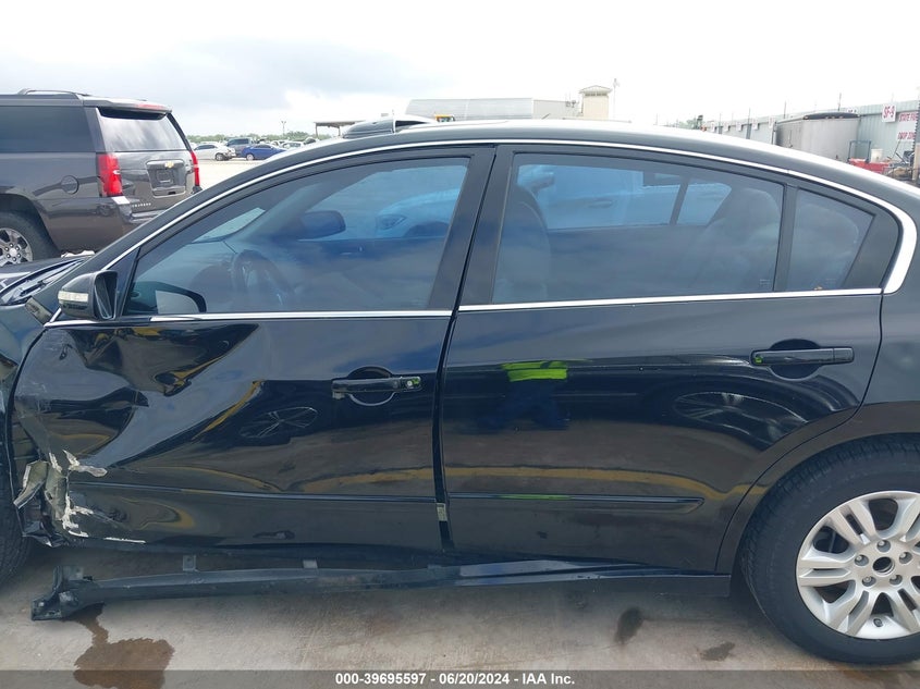 2011 Nissan Altima 2.5 S VIN: 1N4AL2AP8BN475894 Lot: 39695597