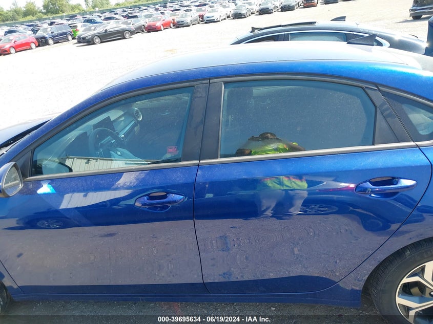 VIN 3KPF24AD7LE254877 2020 KIA FORTE LXS