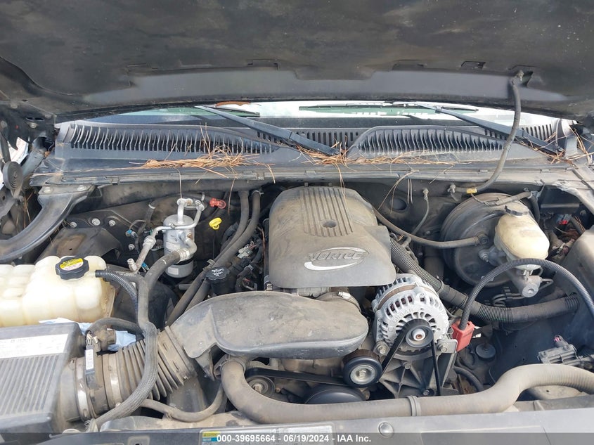 2005 Chevrolet Silverado 1500 Ls VIN: 2GCEC19T051344004 Lot: 39695664