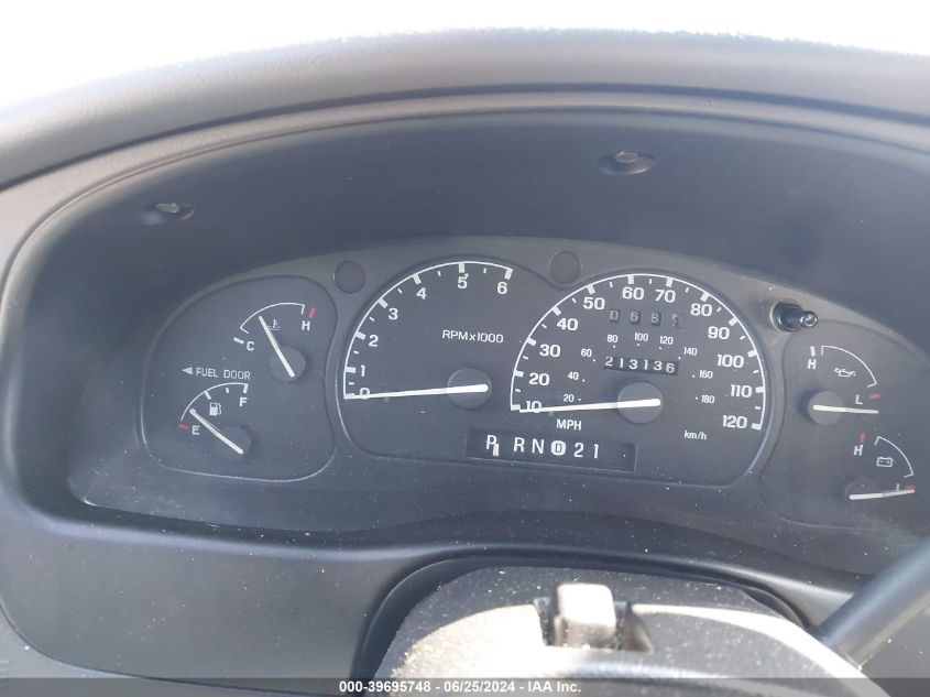 2000 Ford Explorer Xlt VIN: 1FMDU73E3YZB85363 Lot: 39695748