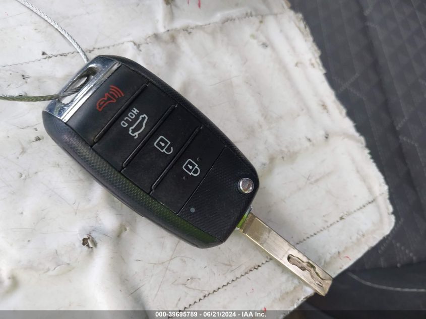 2020 KIA RIO 5-DOOR S - 3KPA25AD6LE337300