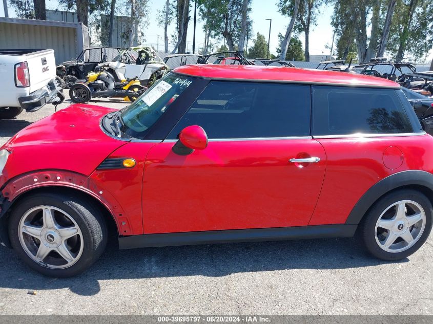 2008 Mini Cooper VIN: WMWMF33598TT67804 Lot: 39695797