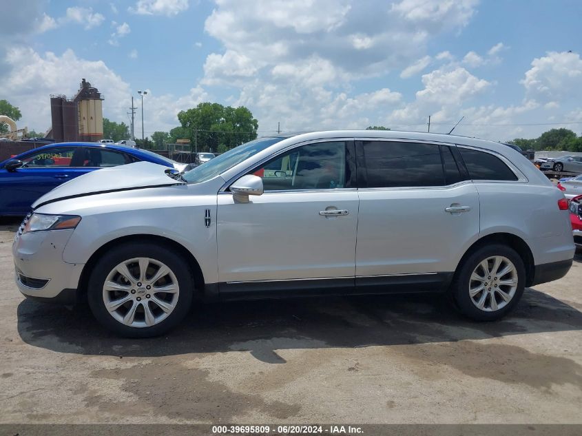 2017 LINCOLN MKT - 2LMHJ5FK6HBL00660