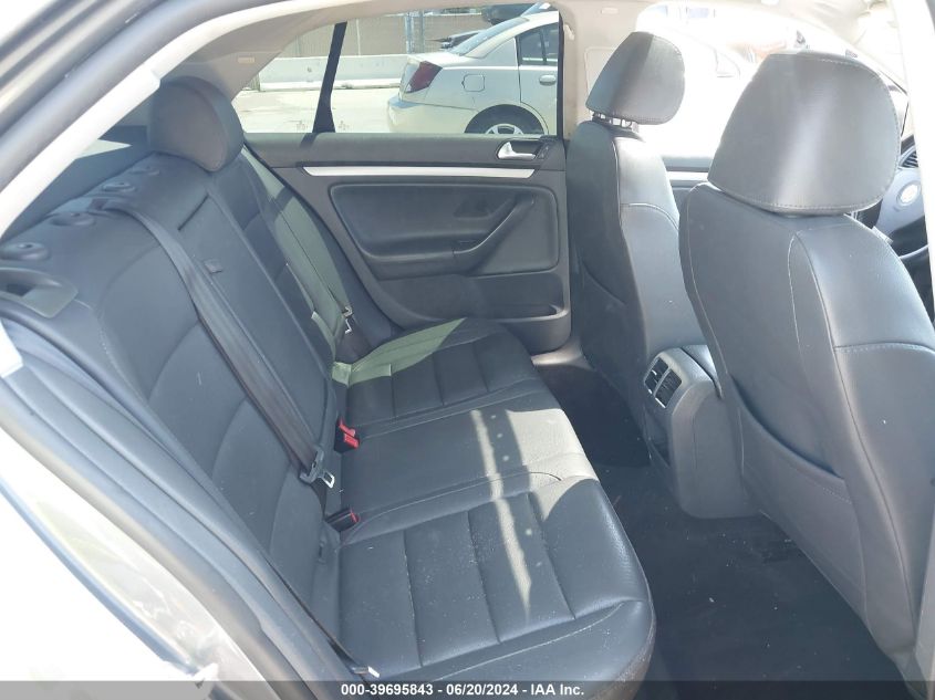 2008 Volkswagen Jetta Se/Sel VIN: 3VWRZ71K78M195235 Lot: 39695843