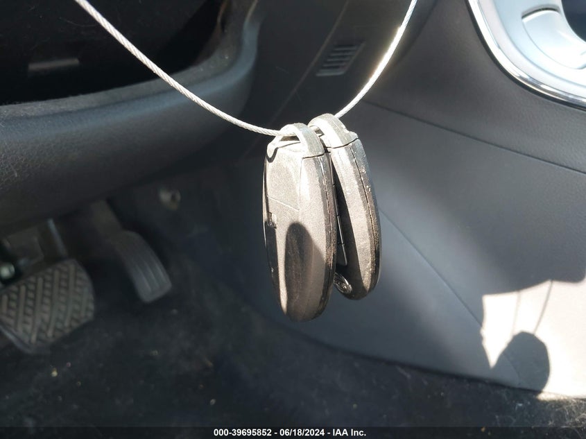 2015 Nissan Sentra Fe+ S/S/Sl/Sr/Sv VIN: 3N1AB7AP8FL668825 Lot: 39695852