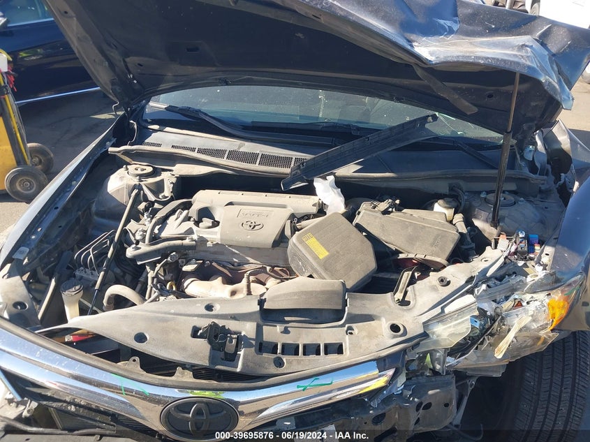 2014 Toyota Camry Le VIN: 4T4BF1FK4ER408072 Lot: 39695876