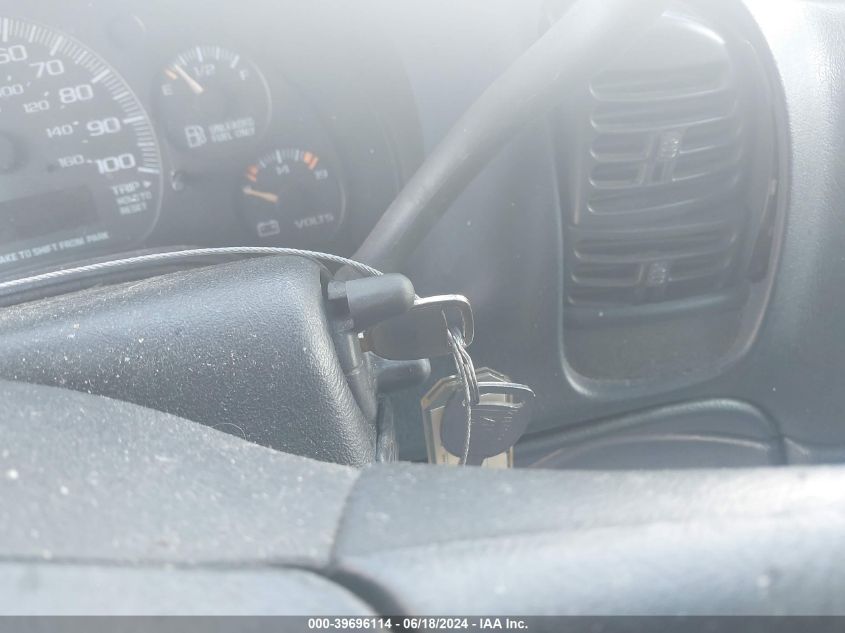 2000 Chevrolet Astro VIN: 1GCDM19W7YB167524 Lot: 39696114