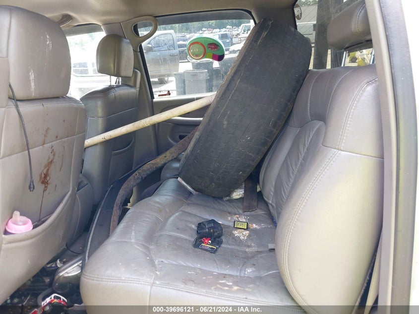 2002 Chevrolet Silverado 3500 Lt VIN: 1GCJK33G02F169198 Lot: 39696121