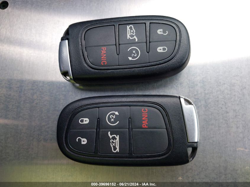 2016 Jeep Cherokee Trailhawk VIN: 1C4PJMBSXGW131073 Lot: 39696152