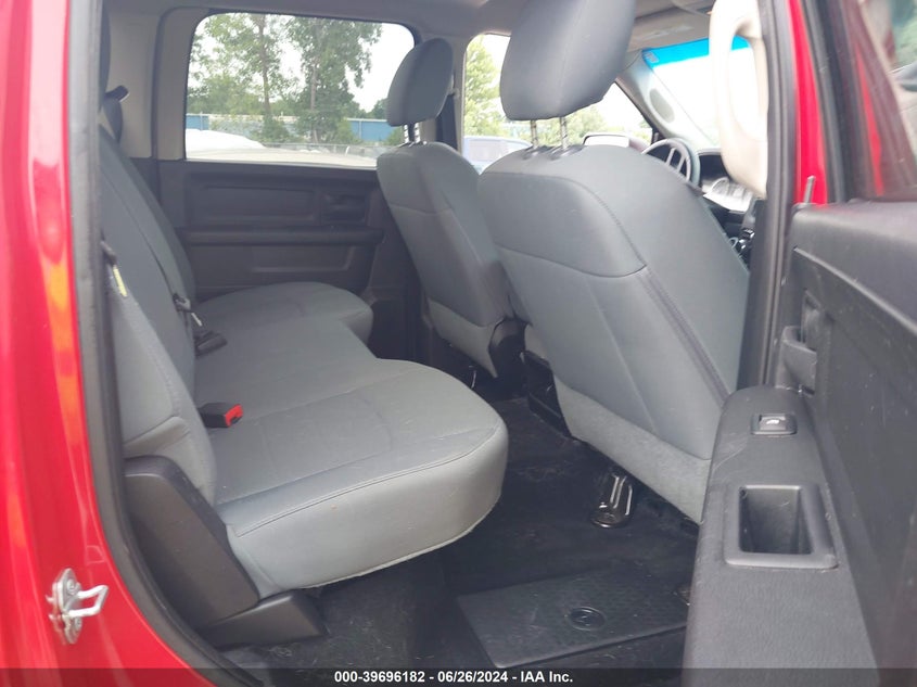 2015 Ram 1500 Express VIN: 1C6RR7KG8FS718206 Lot: 39696182