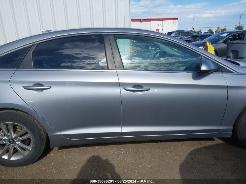 2017 HYUNDAI SONATA SE - 5NPE24AF4HH449514