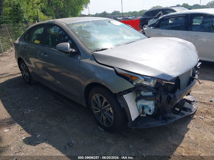 2024 Kia Forte Lxs VIN: 3KPF24AD7RE773579 Lot: 39696257