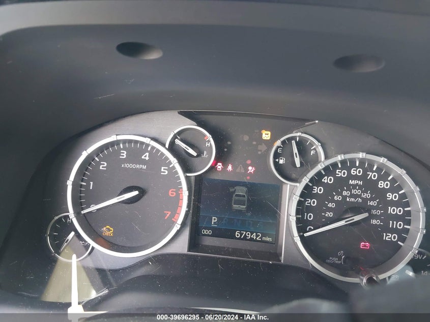 2014 TOYOTA TUNDRA CREWMAX SR5 - 5TFEY5F14EX153927