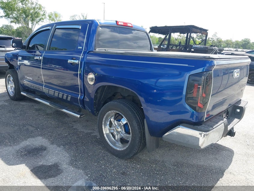 2014 TOYOTA TUNDRA CREWMAX SR5 - 5TFEY5F14EX153927