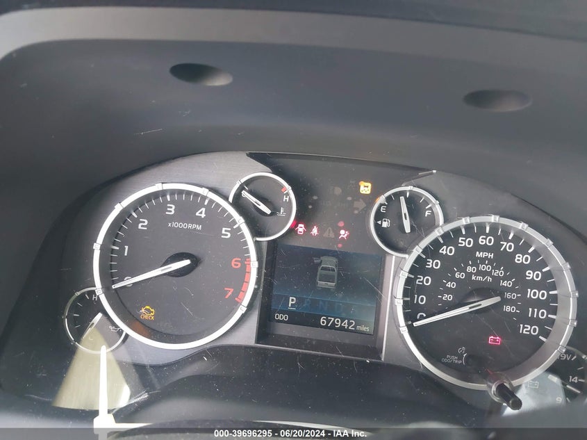 2014 TOYOTA TUNDRA CREWMAX SR5 - 5TFEY5F14EX153927